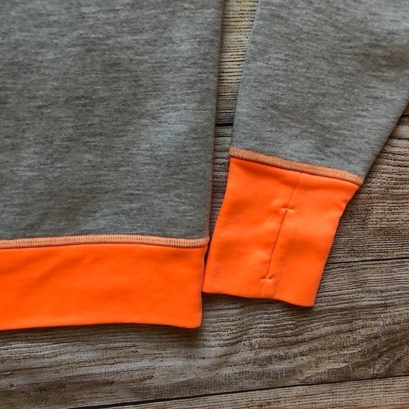 Athleta Fuse Sweatshirt Pullover - Picture 6 of 6